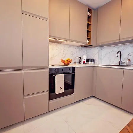 Modern Sea View 2bd Next To Sea Garden By Apartmax Apartment *